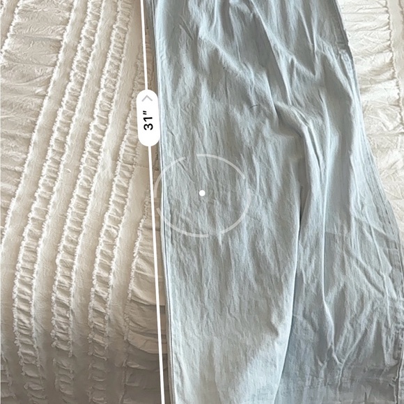 Alice + Olivia Light Blue Pleated Straight-Leg Pants - Picture 9 of 10